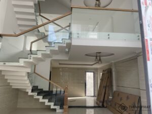 MẪu cẦu thang kÍnh 62f9c8fc16eaf.jpeg